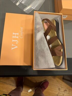 VJH Confort Women's Bronze Brown Elastic Strap Slide Sandals